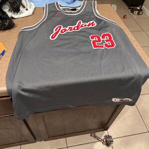 Jordan Gray Mesh Basketball Jersey with Red & White Accents -xxl